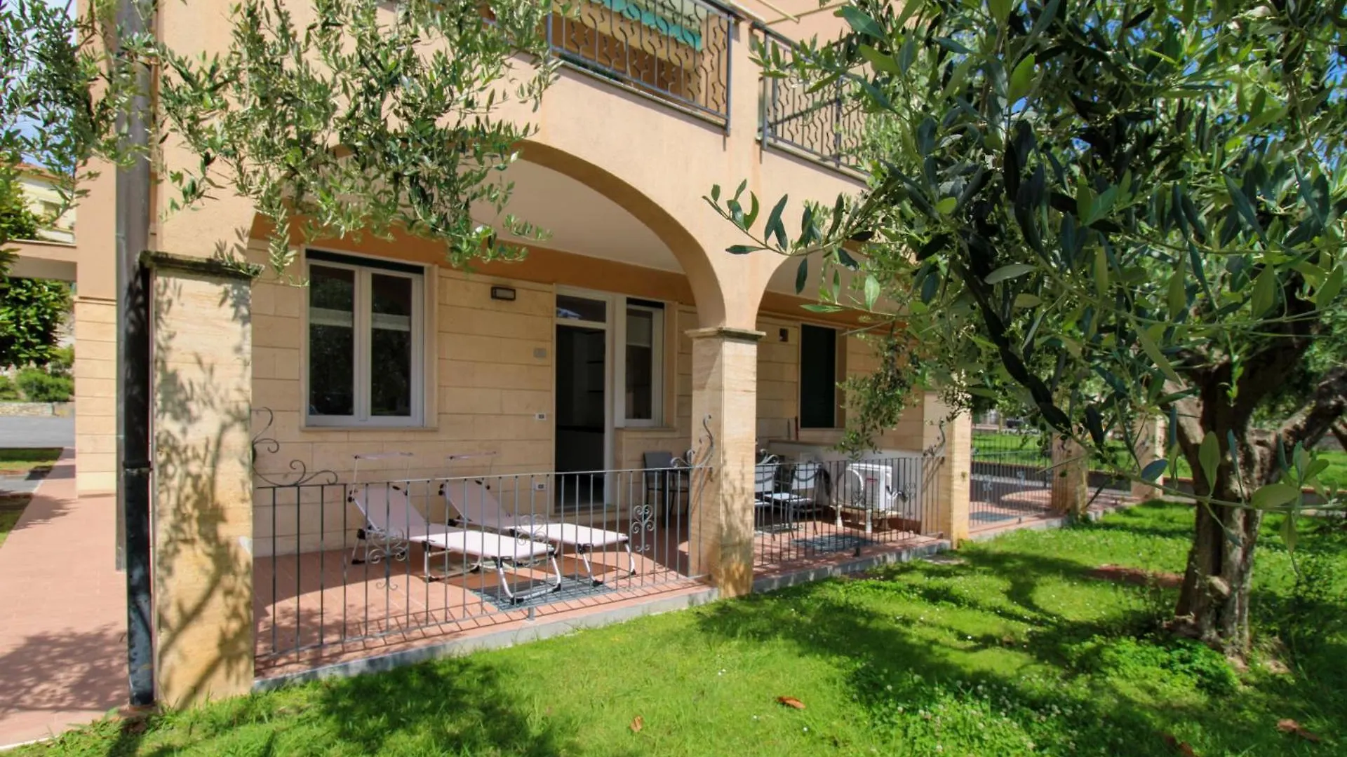La Bussola - By Ligooria Apartment Pietra Ligure