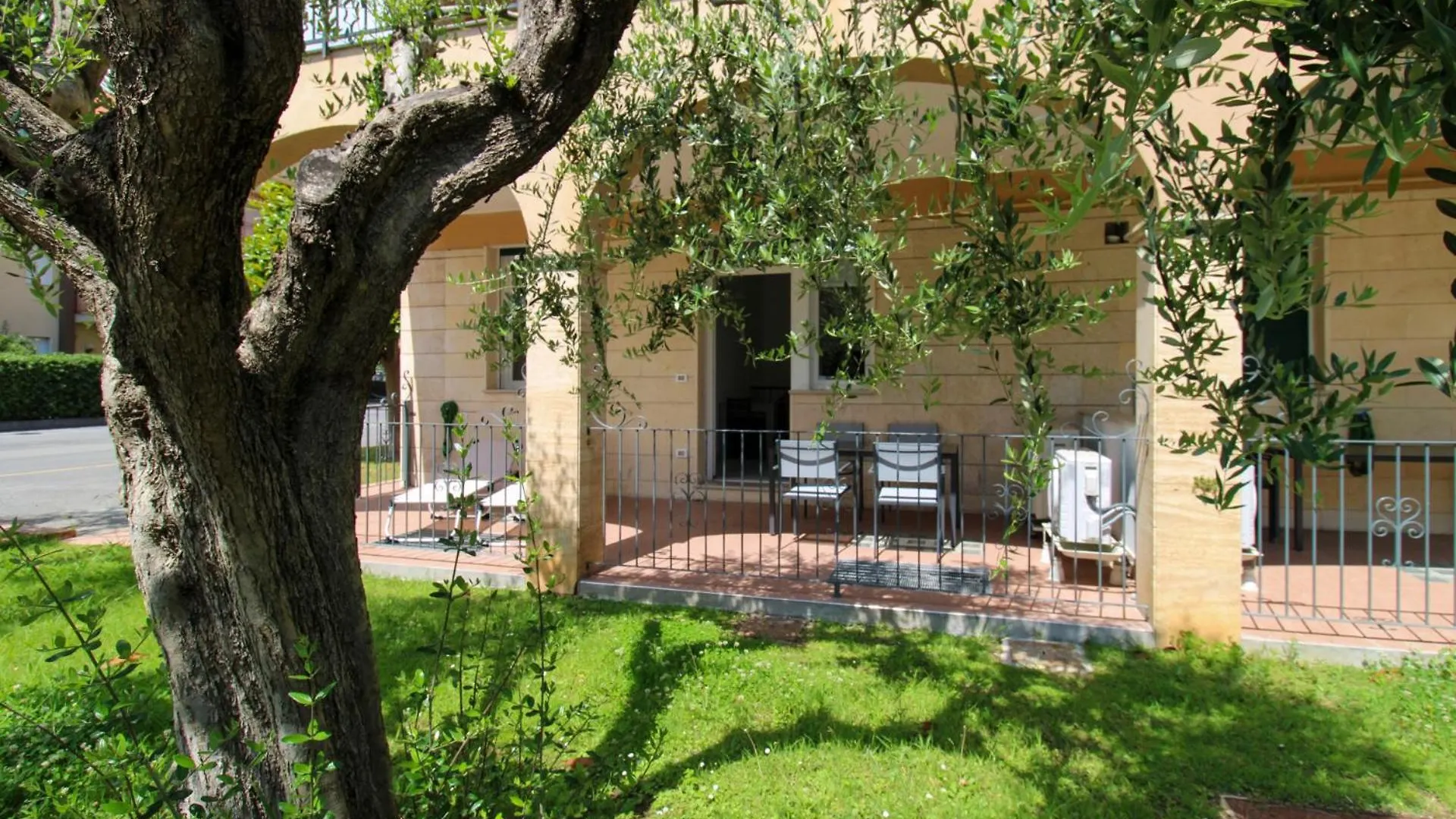 La Bussola - By Ligooria Apartment Pietra Ligure Italy
